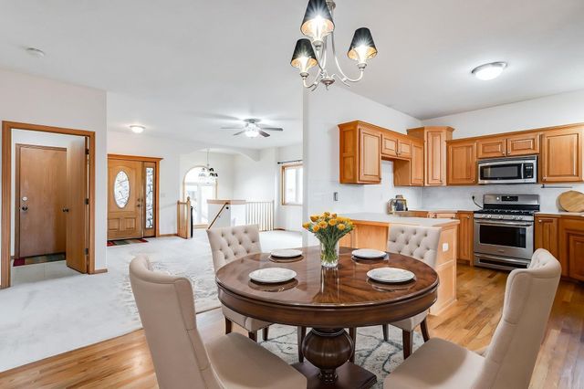 10118 W Bella Vista Ct, Wichita, KS 67212