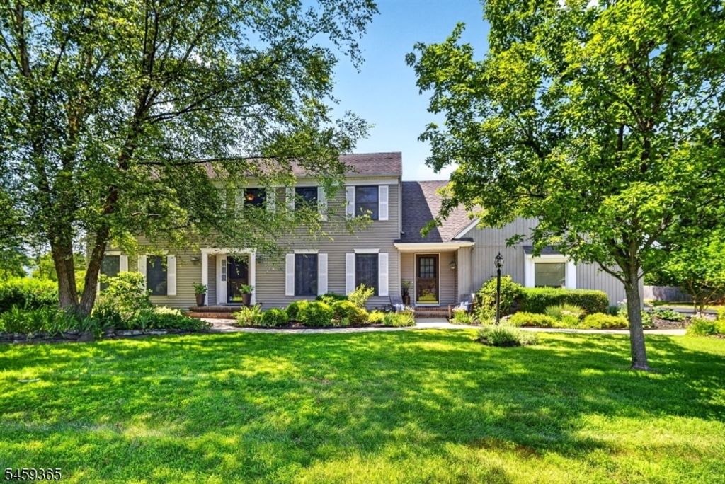 52 Hoagland Dr, Montgomery Twp., NJ 08502 — exterior