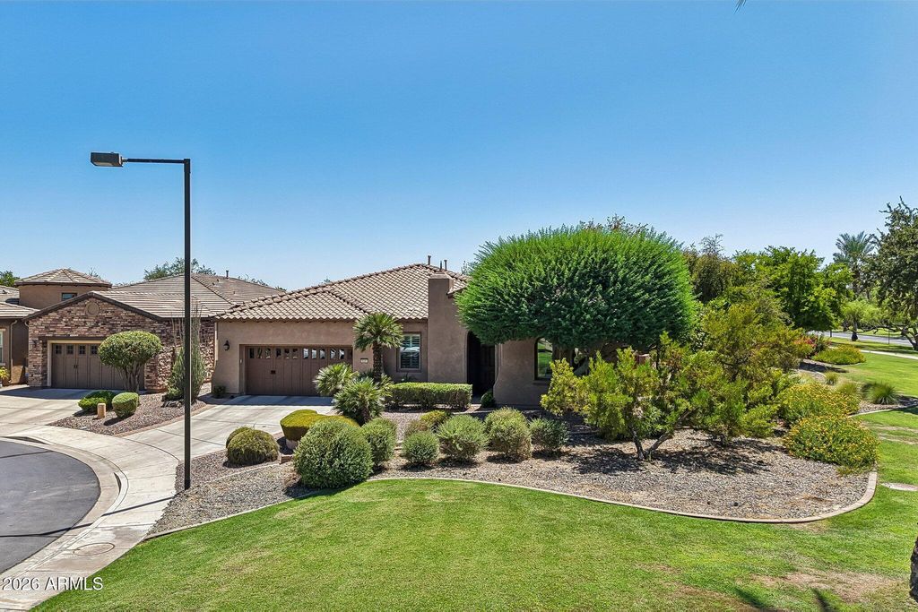 28261 N 124TH Drive, Peoria, AZ 85383 — photo 2