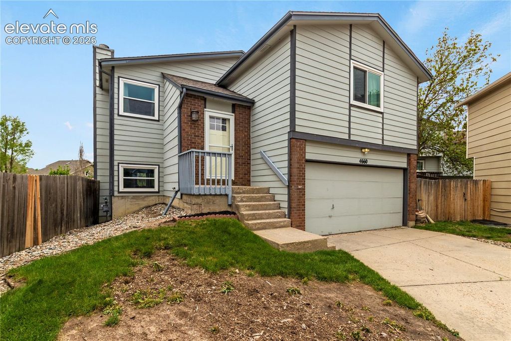4660 Badlands Court, Colorado Springs, CO 80922 — photo 2