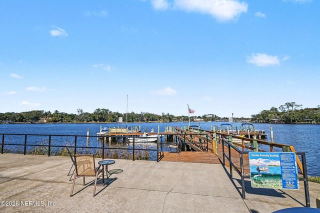 5811 ATLANTIC Boulevard 211, Jacksonville, FL 32207