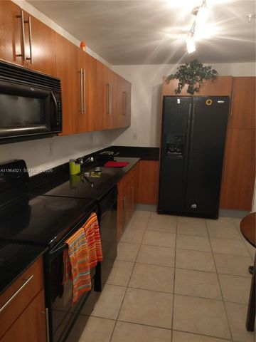 3000 S Ocean Dr 210, Hollywood, FL 33019