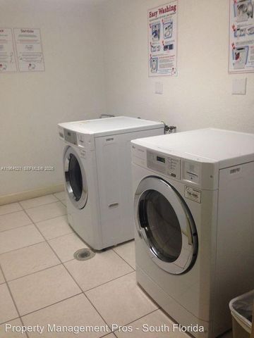 3000 S Ocean Dr 210, Hollywood, FL 33019