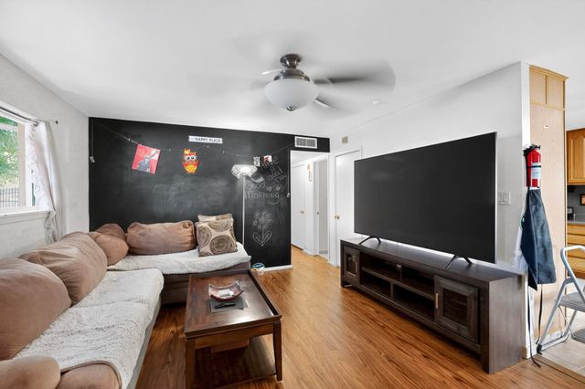 7126 CECILIA Drive SW, Albuquerque, NM 87105