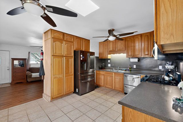 7126 CECILIA Drive SW, Albuquerque, NM 87105