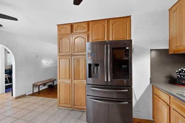 7126 CECILIA Drive SW, Albuquerque, NM 87105