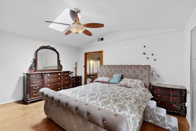 7126 CECILIA Drive SW, Albuquerque, NM 87105