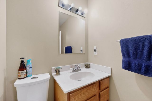 7126 CECILIA Drive SW, Albuquerque, NM 87105