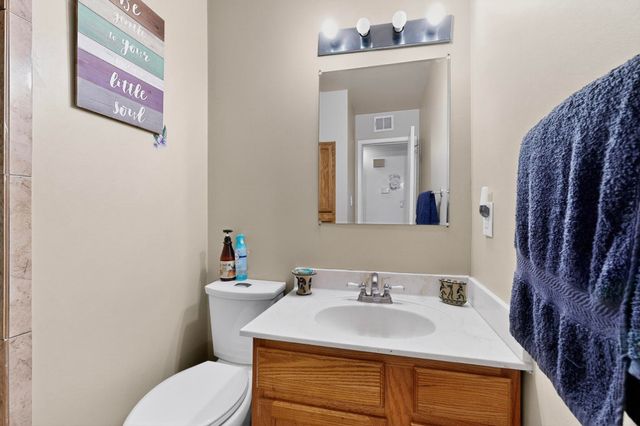 7126 CECILIA Drive SW, Albuquerque, NM 87105