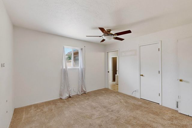 7126 CECILIA Drive SW, Albuquerque, NM 87105