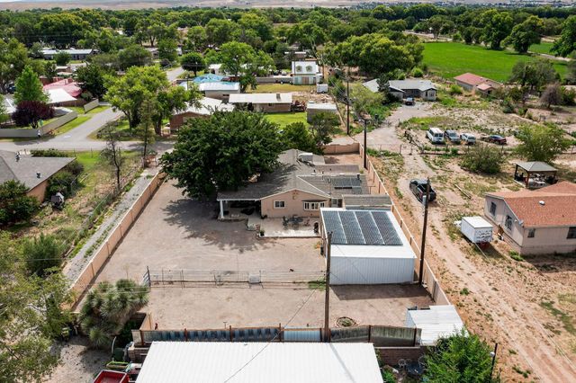 7126 CECILIA Drive SW, Albuquerque, NM 87105