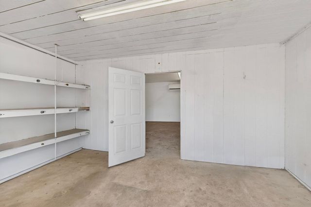 7126 CECILIA Drive SW, Albuquerque, NM 87105