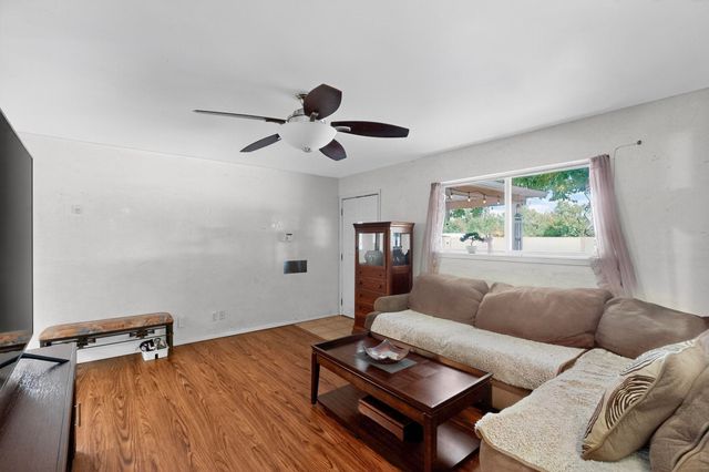 7126 CECILIA Drive SW, Albuquerque, NM 87105