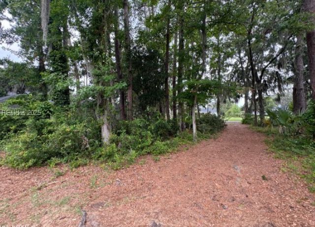 58 S Boone Rd, St Helena Island, SC 29920