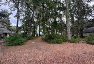 58 S Boone Rd, St Helena Island, SC 29920