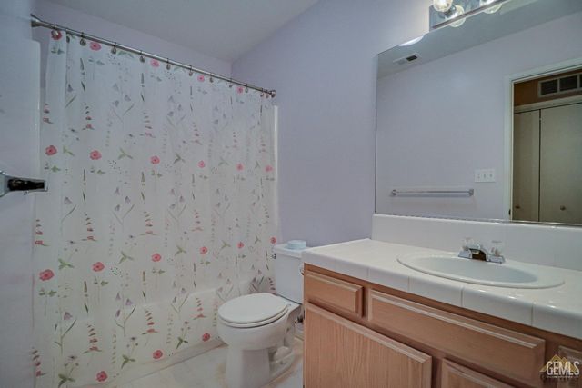 4328 Range Drive, Bakersfield, CA 93312