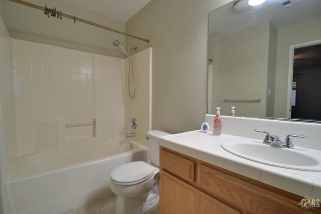 4328 Range Drive, Bakersfield, CA 93312