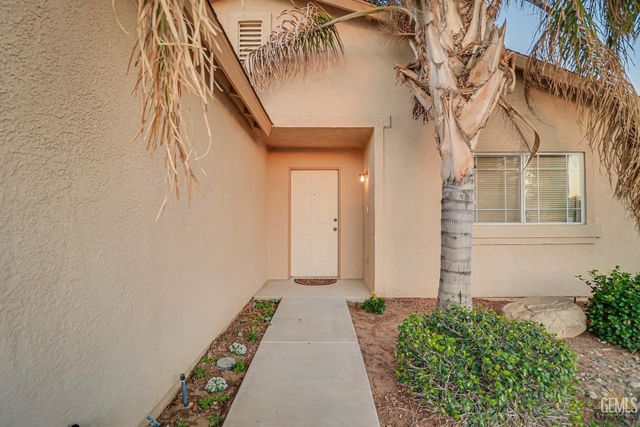 4328 Range Drive, Bakersfield, CA 93312