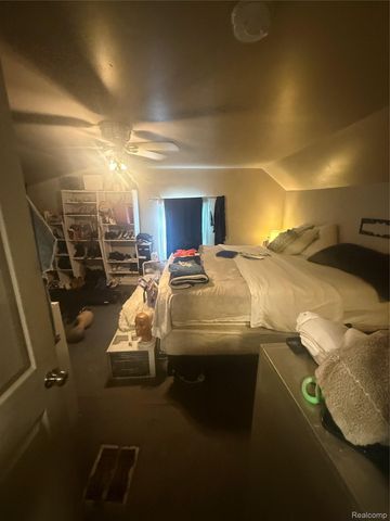22440 Pembroke Avenue, Detroit, MI 48219