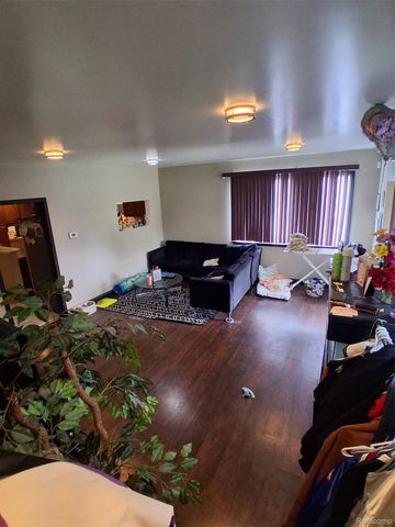 22440 Pembroke Avenue, Detroit, MI 48219