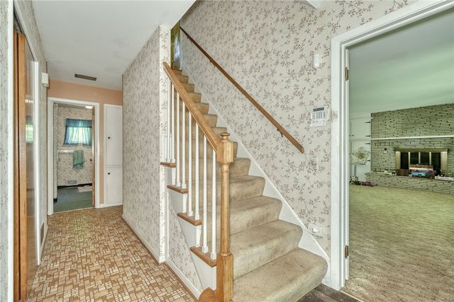296 Kirk Road, Greece, NY 14612