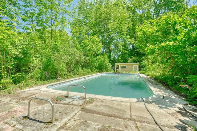 296 Kirk Road, Greece, NY 14612