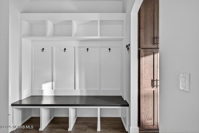 7325 Violet Lane, Maumee, OH 43537