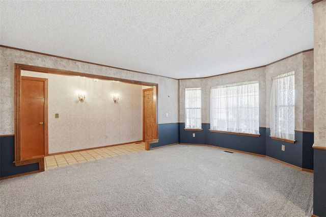 11228 NW 109th Street, Yukon, OK 73099