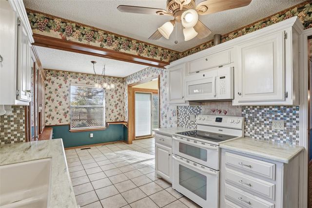 11228 NW 109th Street, Yukon, OK 73099