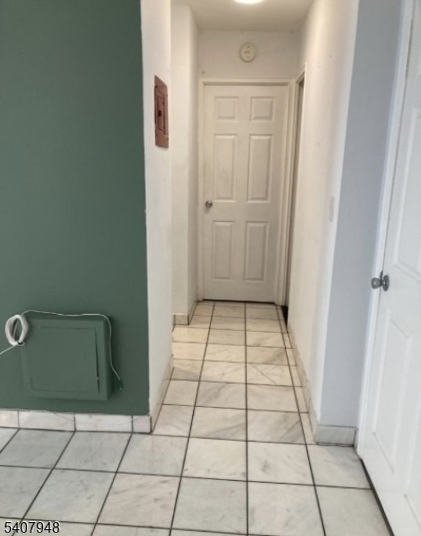 704 N Broad St 2E E, Elizabeth City, NJ 07208 — photo 3