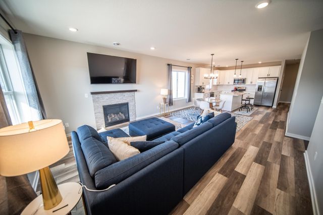 5247 Harvest Lake Drive NW, Rochester, MN 55901