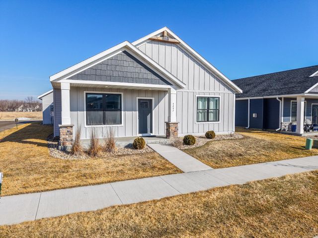 5247 Harvest Lake Drive NW, Rochester, MN 55901