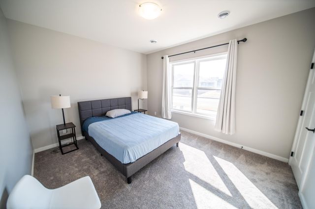 5247 Harvest Lake Drive NW, Rochester, MN 55901