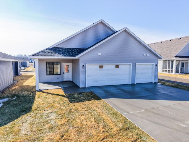 5247 Harvest Lake Drive NW, Rochester, MN 55901