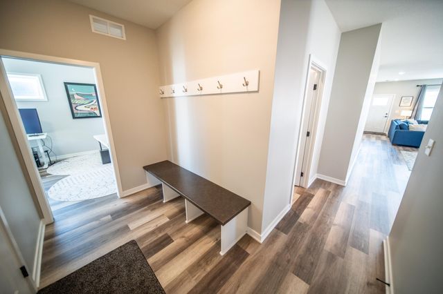 5247 Harvest Lake Drive NW, Rochester, MN 55901