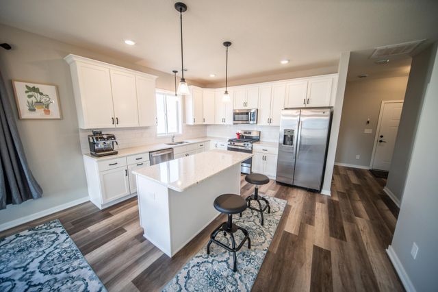 5247 Harvest Lake Drive NW, Rochester, MN 55901