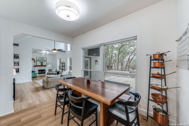 322 Dublin, Floresville, TX 78114