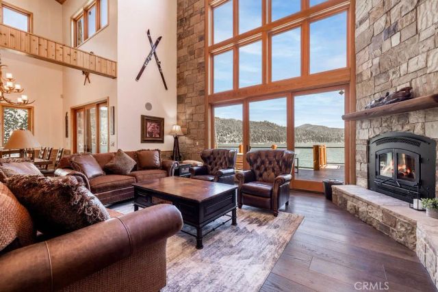 659 Cove Drive, Big Bear Lake, CA 92315