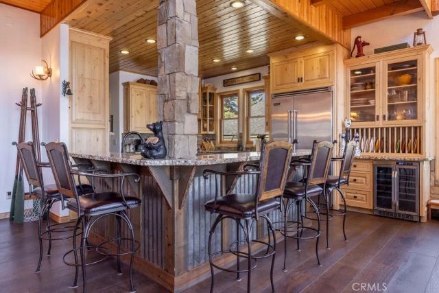 659 Cove Drive, Big Bear Lake, CA 92315