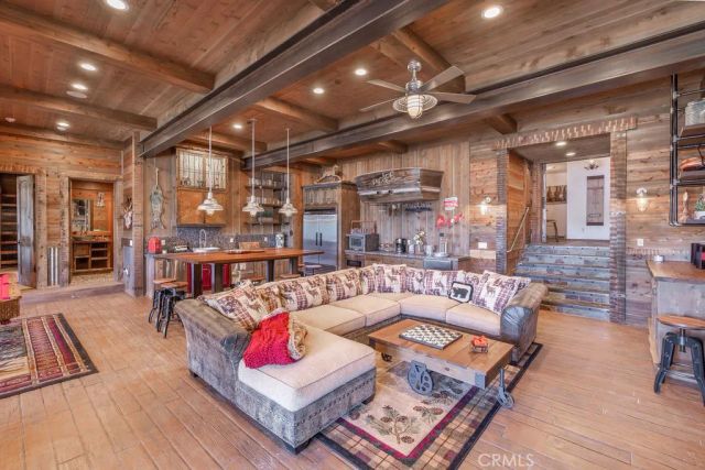 659 Cove Drive, Big Bear Lake, CA 92315