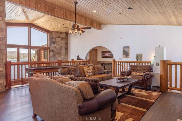 659 Cove Drive, Big Bear Lake, CA 92315