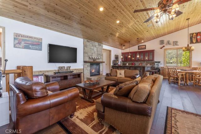 659 Cove Drive, Big Bear Lake, CA 92315