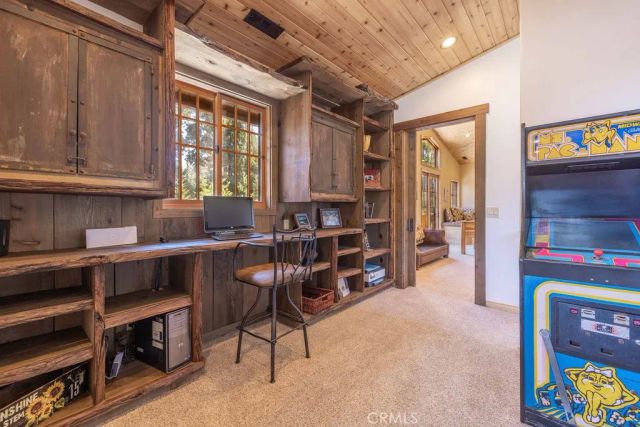 659 Cove Drive, Big Bear Lake, CA 92315
