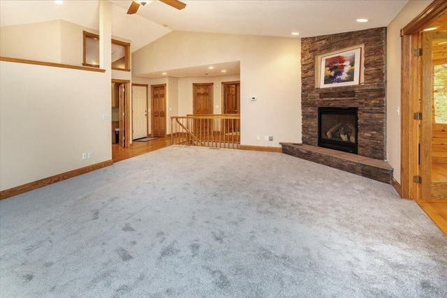 956 160th Lane NE, Ham Lake, MN 55304