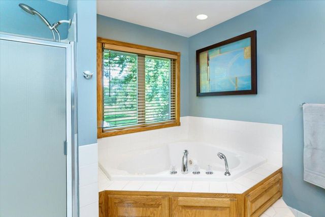 956 160th Lane NE, Ham Lake, MN 55304