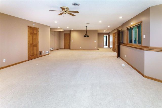 956 160th Lane NE, Ham Lake, MN 55304