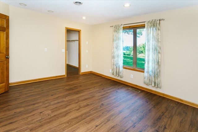 956 160th Lane NE, Ham Lake, MN 55304