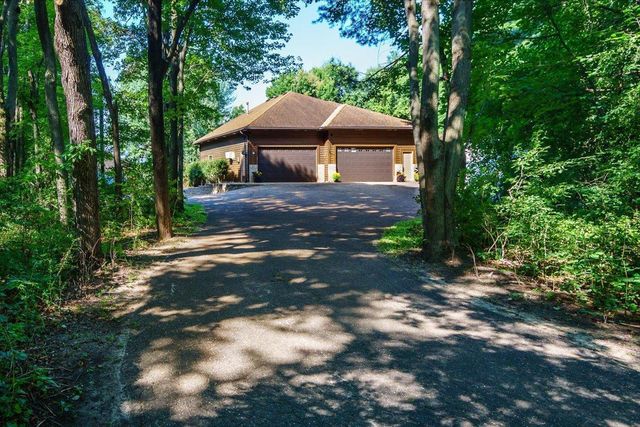 956 160th Lane NE, Ham Lake, MN 55304