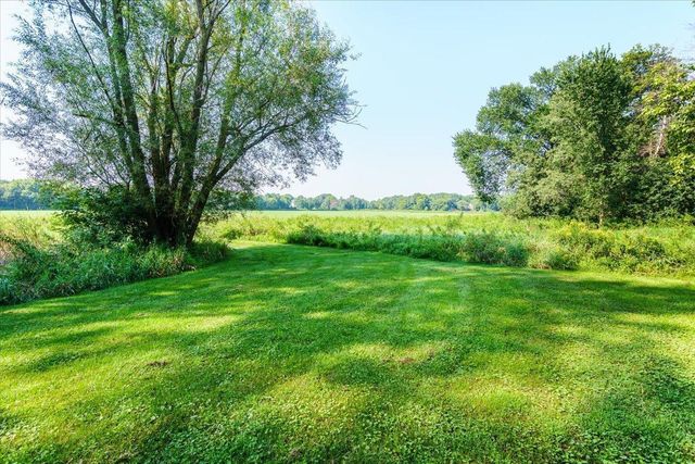 956 160th Lane NE, Ham Lake, MN 55304