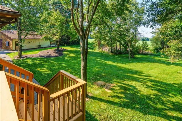 956 160th Lane NE, Ham Lake, MN 55304